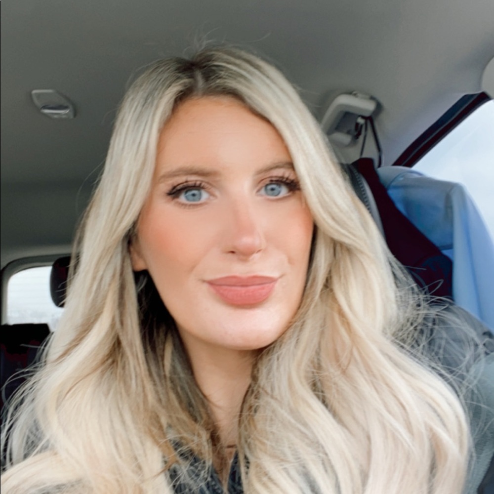 Meet your Posher, Kelsey